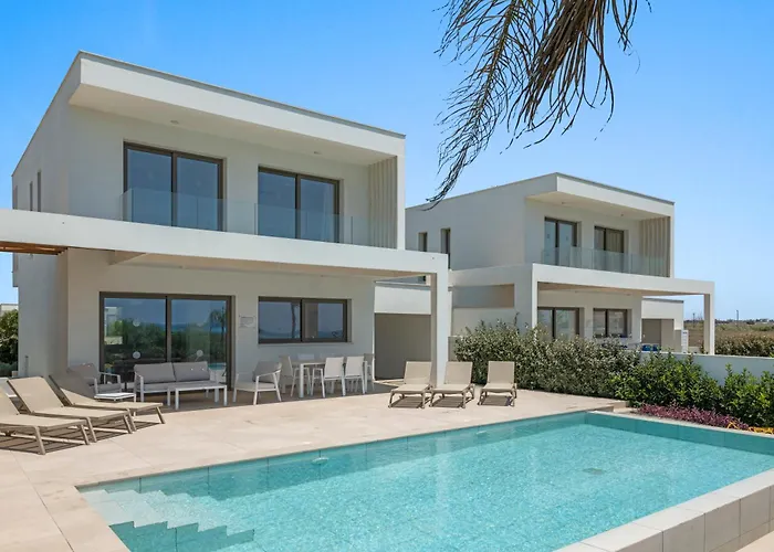 Serenity Waves Villa 7