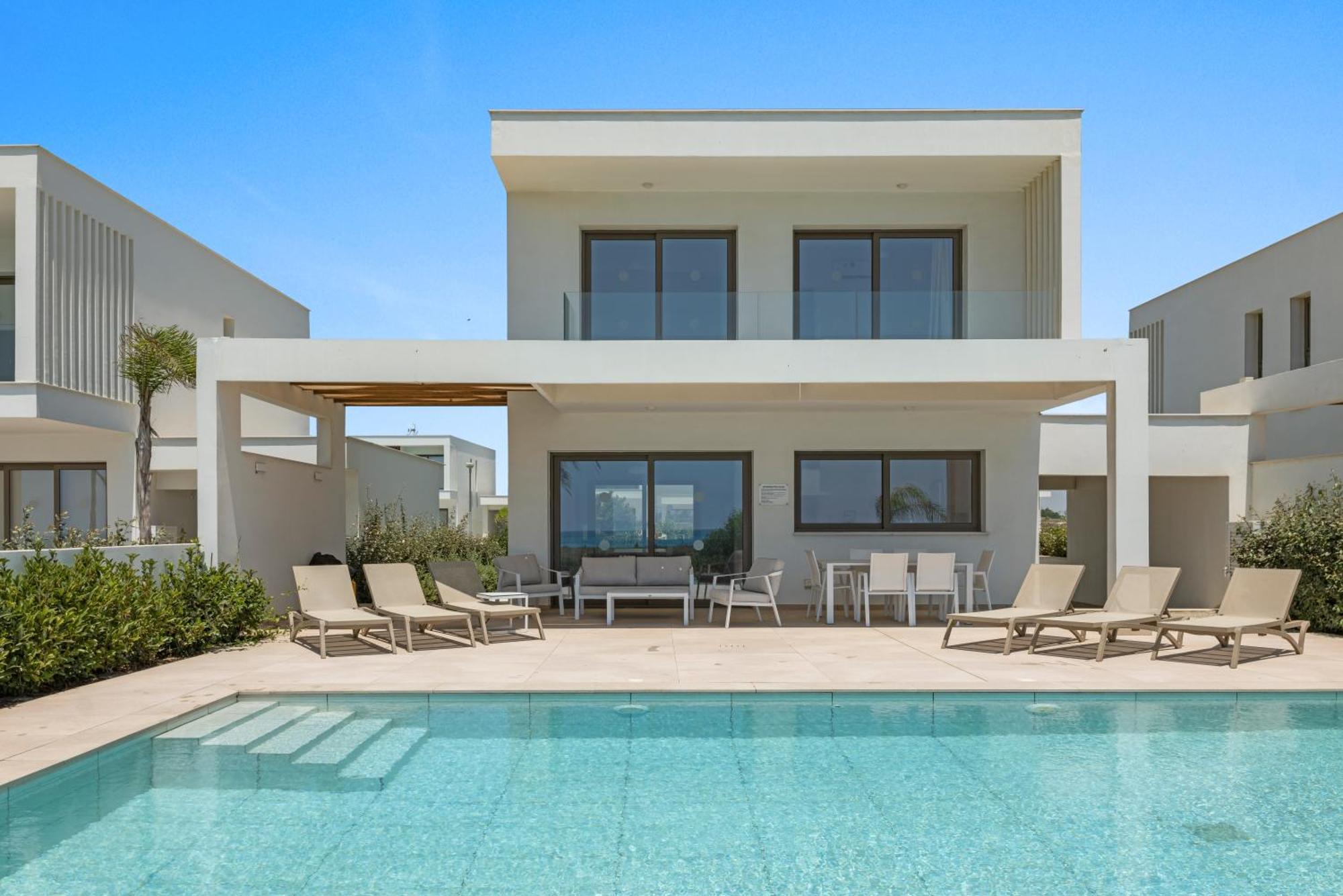 Villa Serenity Waves 7 *
